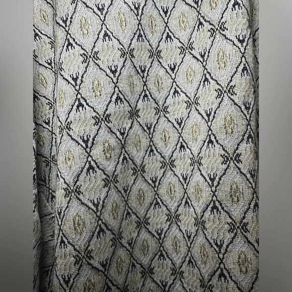 Descente grey and black patterned luxury golf shirt NWT - Picture 4 of 7